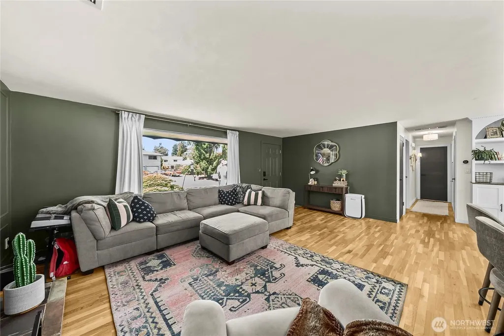 3517 Oas Drive W University Place WA 98466