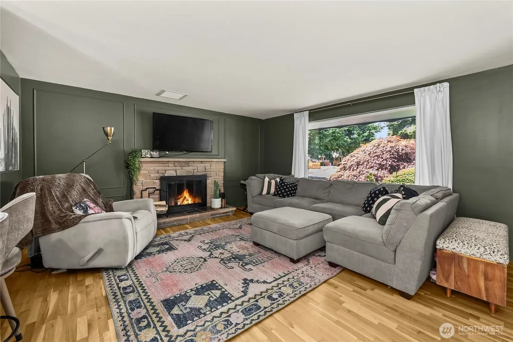 3517 Oas Drive W University Place WA 98466