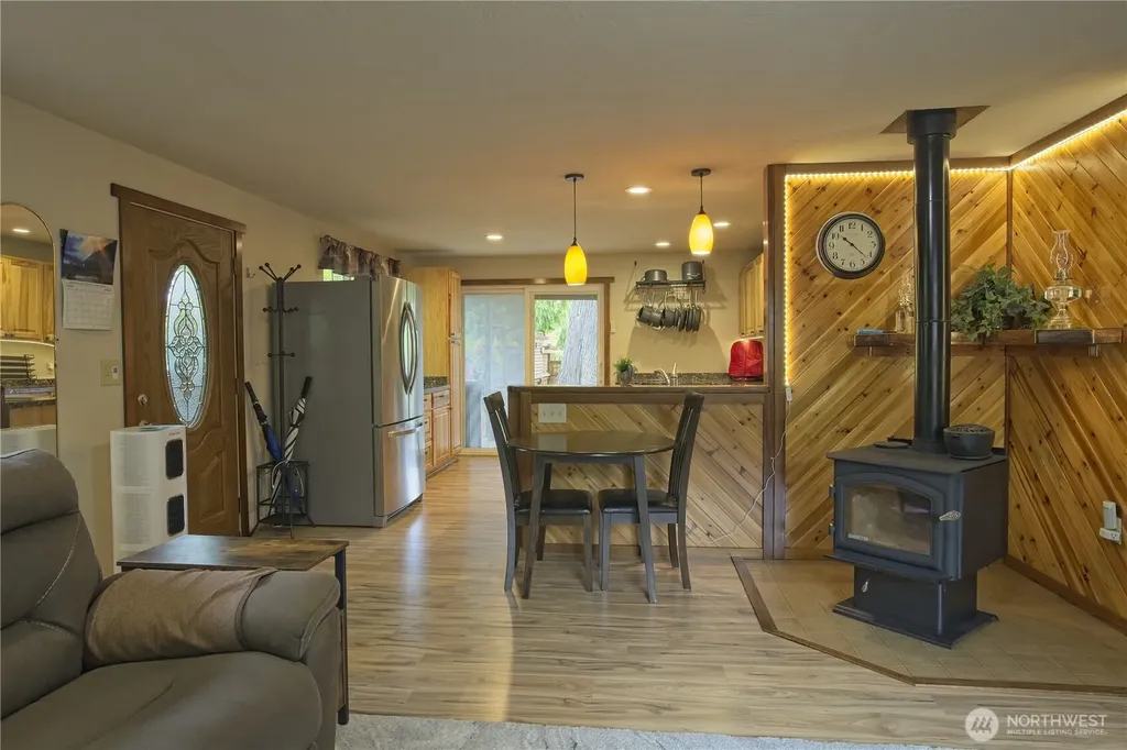 82 Cypress Port Angeles WA 98362