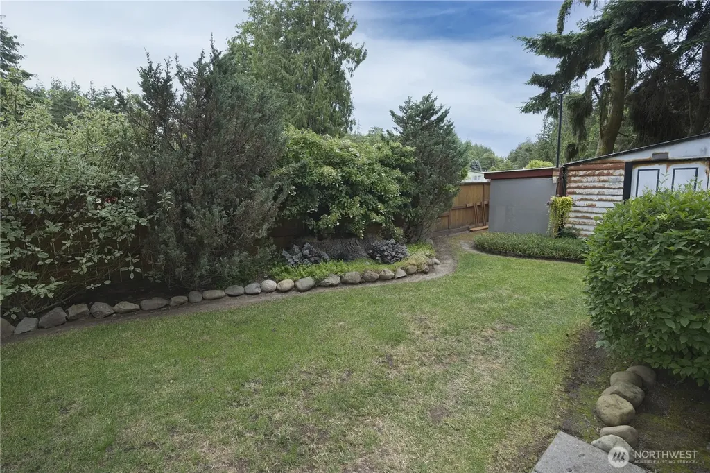 82 Cypress Port Angeles WA 98362