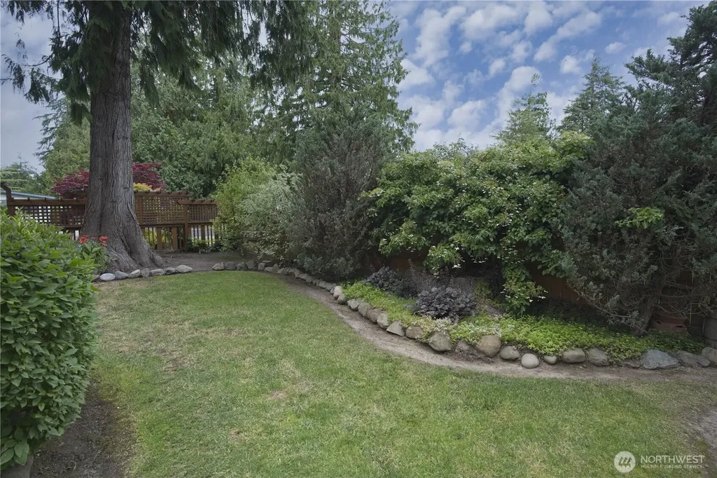 82 Cypress Port Angeles WA 98362