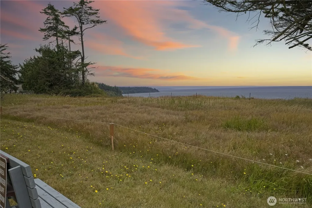 82 Cypress Port Angeles WA 98362
