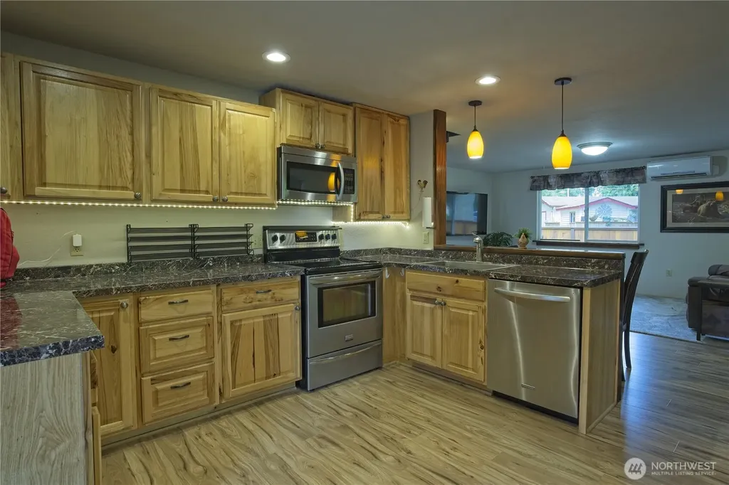 82 Cypress Port Angeles WA 98362
