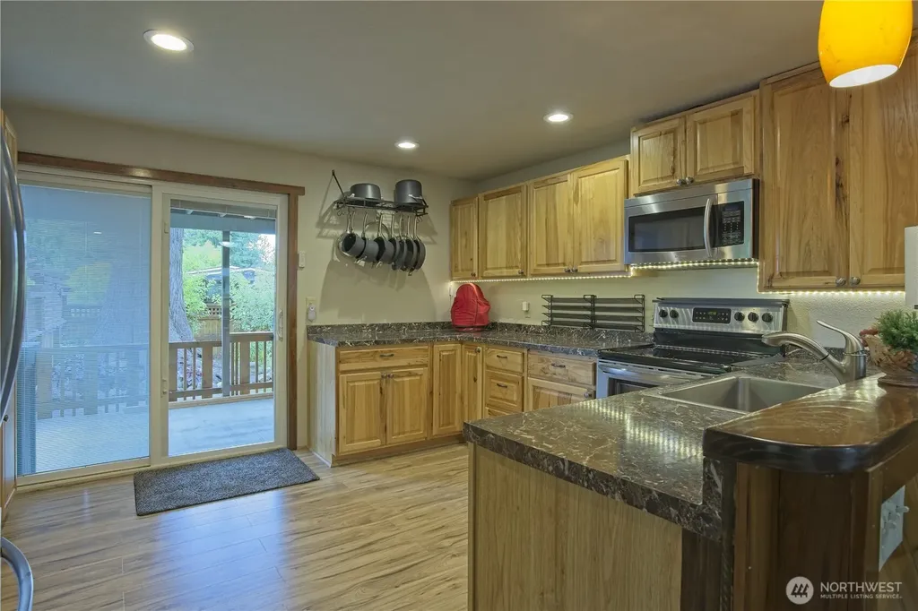 82 Cypress Port Angeles WA 98362
