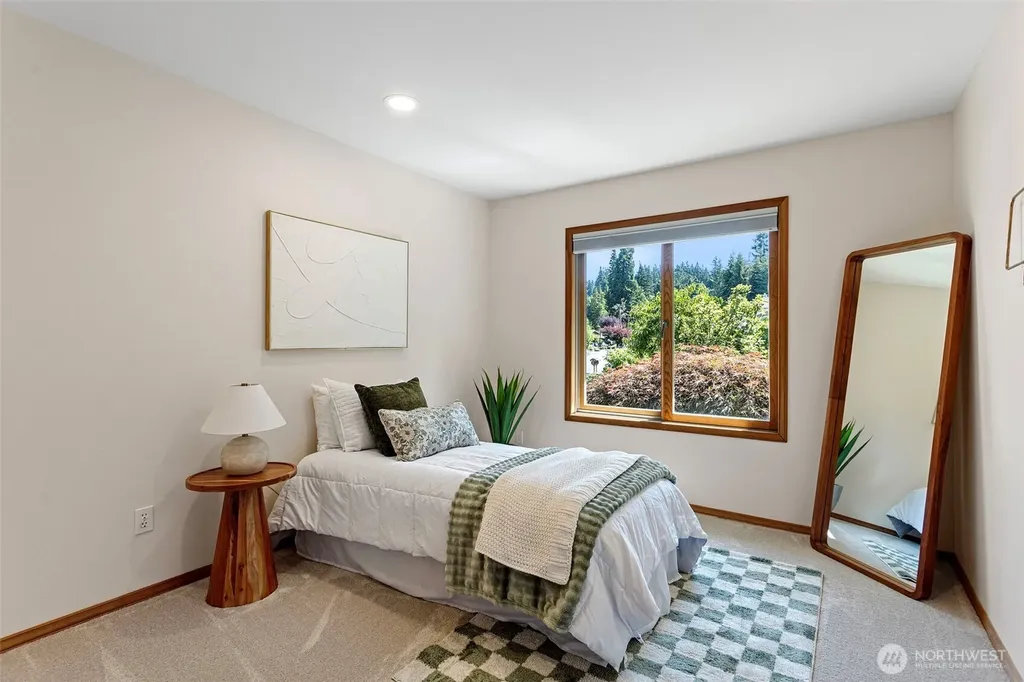 7810 175th Street SW Edmonds WA 98026