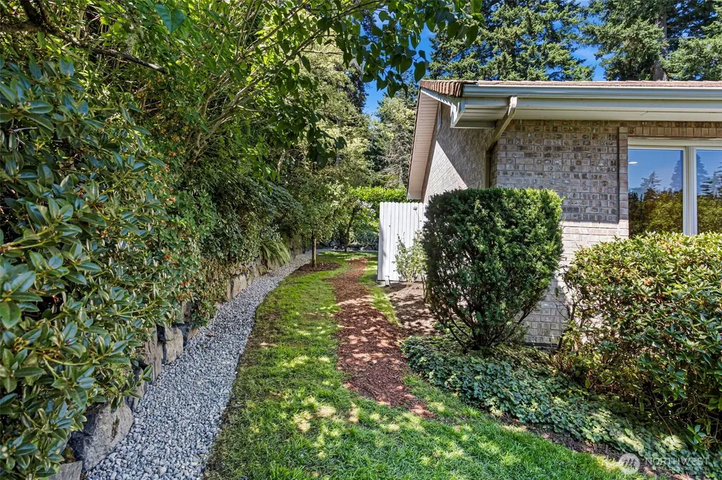 7810 175th Street SW Edmonds WA 98026