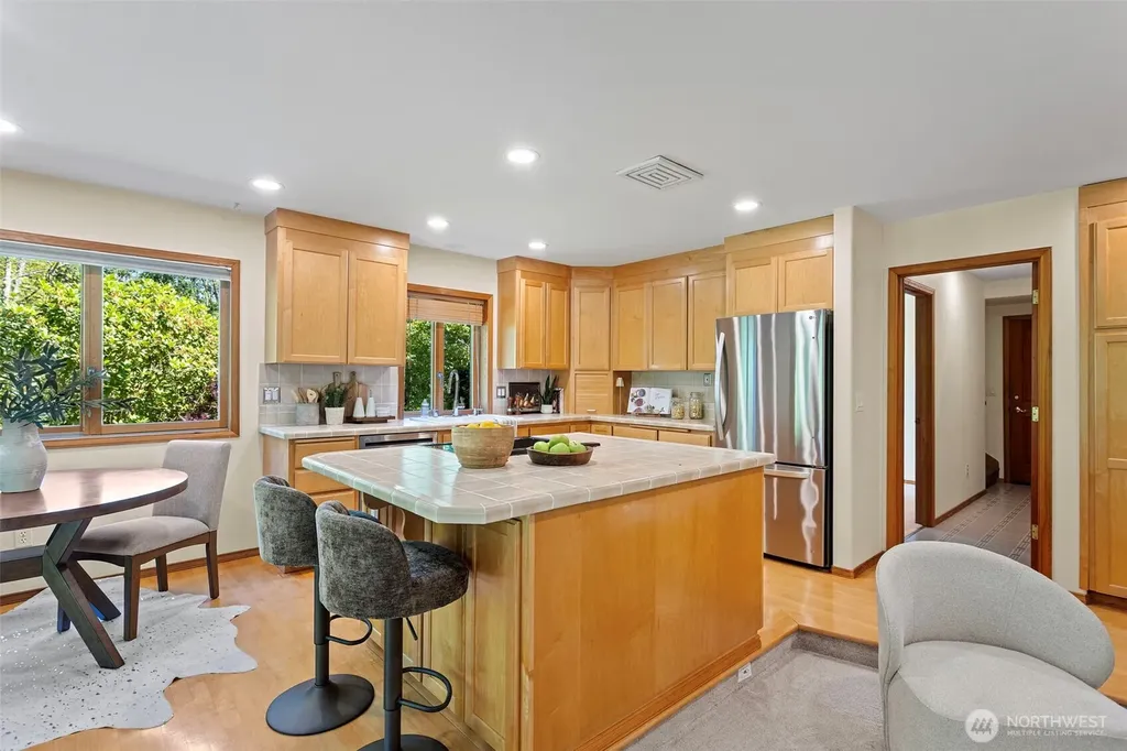 7810 175th Street SW Edmonds WA 98026