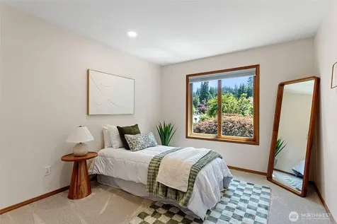 7810 175th Street SW Edmonds WA 98026