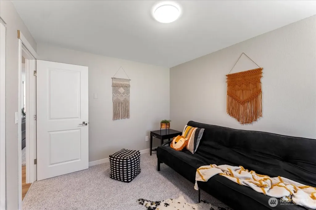 3012 23rd Avenue Ct SE Puyallup WA 98374