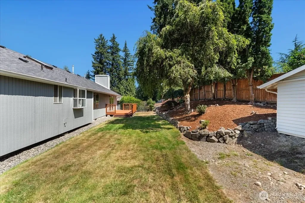 3012 23rd Avenue Ct SE Puyallup WA 98374