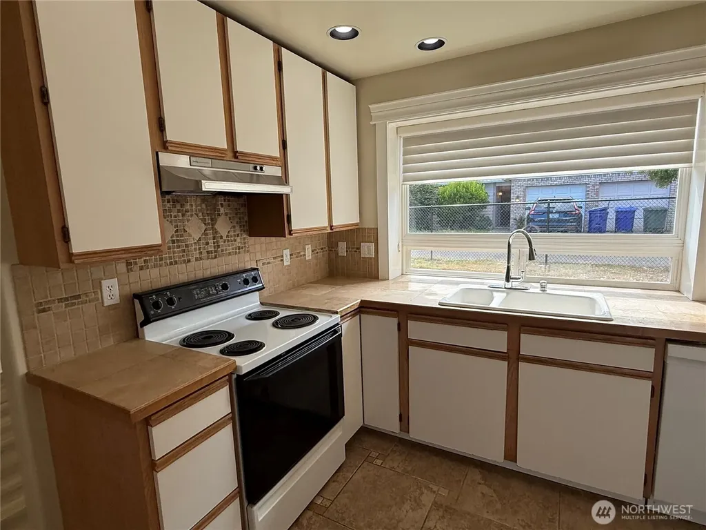 6222 Cady Road Everett WA 98203