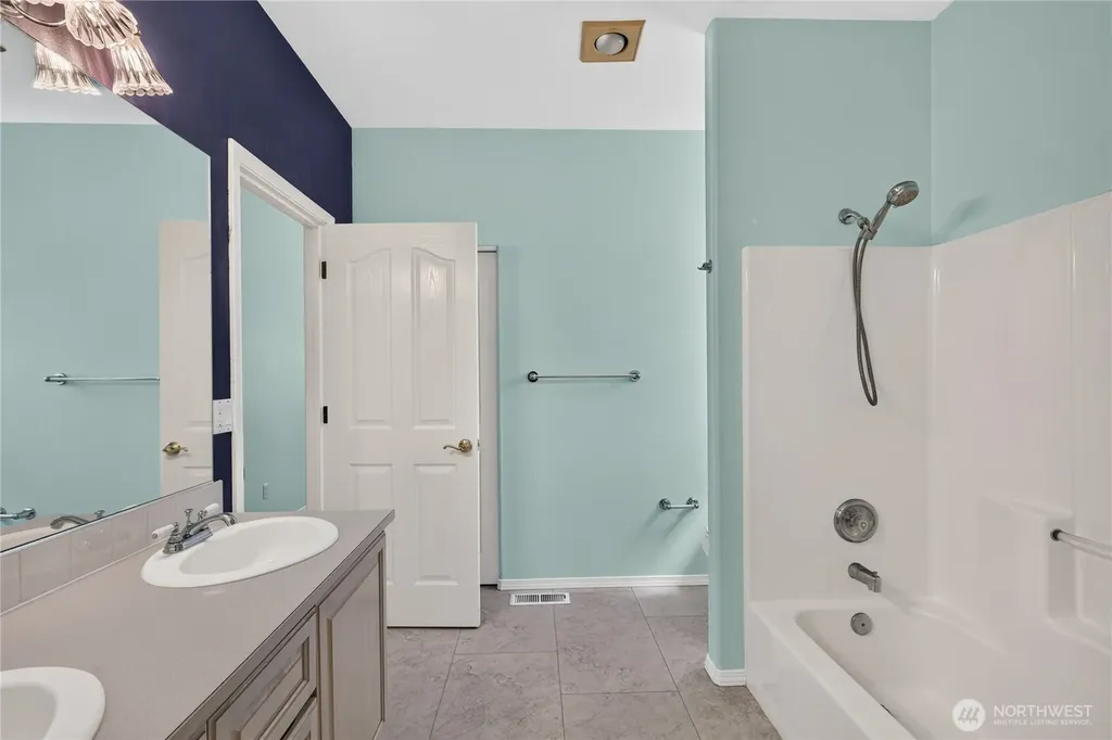 2315 Westwood Drive Anacortes WA 98221