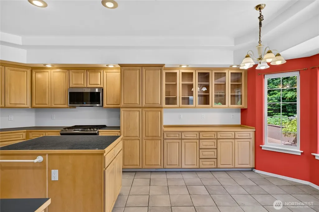 2315 Westwood Drive Anacortes WA 98221