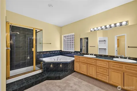 2315 Westwood Drive Anacortes WA 98221