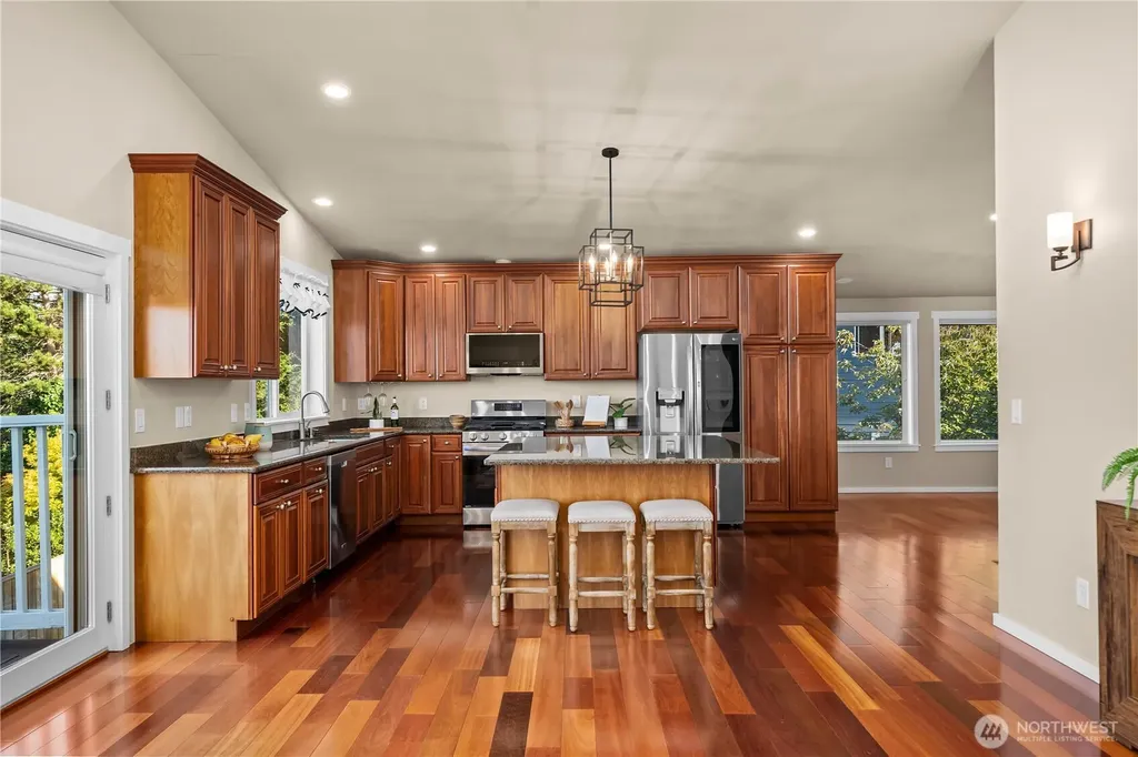 2301 Overview Drive NE Tacoma WA 98422