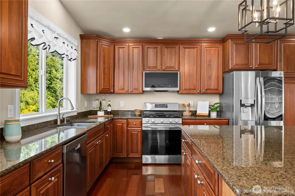 2301 Overview Drive NE Tacoma WA 98422