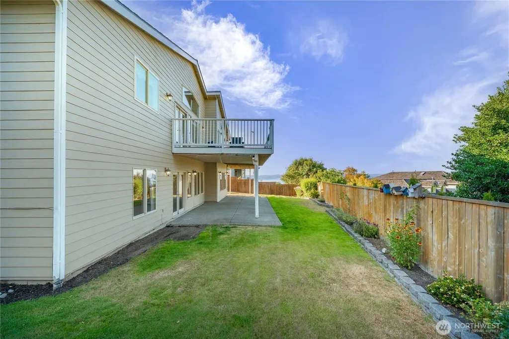 2301 Overview Drive NE Tacoma WA 98422