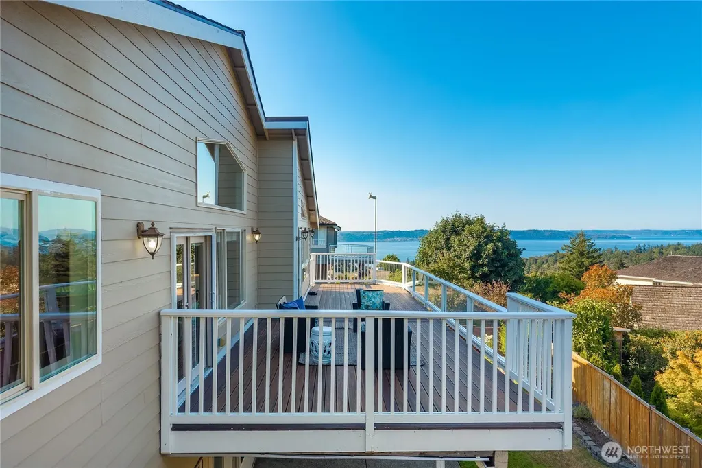 2301 Overview Drive NE Tacoma WA 98422