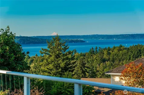 2301 Overview Drive NE Tacoma WA 98422