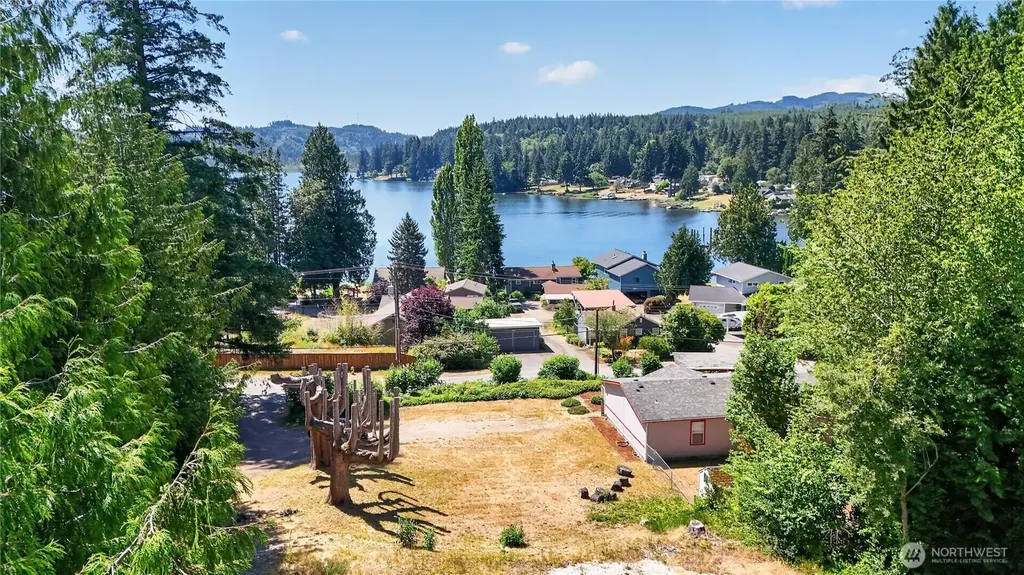 1450 Northlake Way NW Bremerton WA 98312