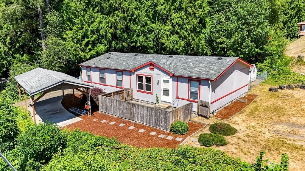 1450 Northlake Way NW Bremerton WA 98312