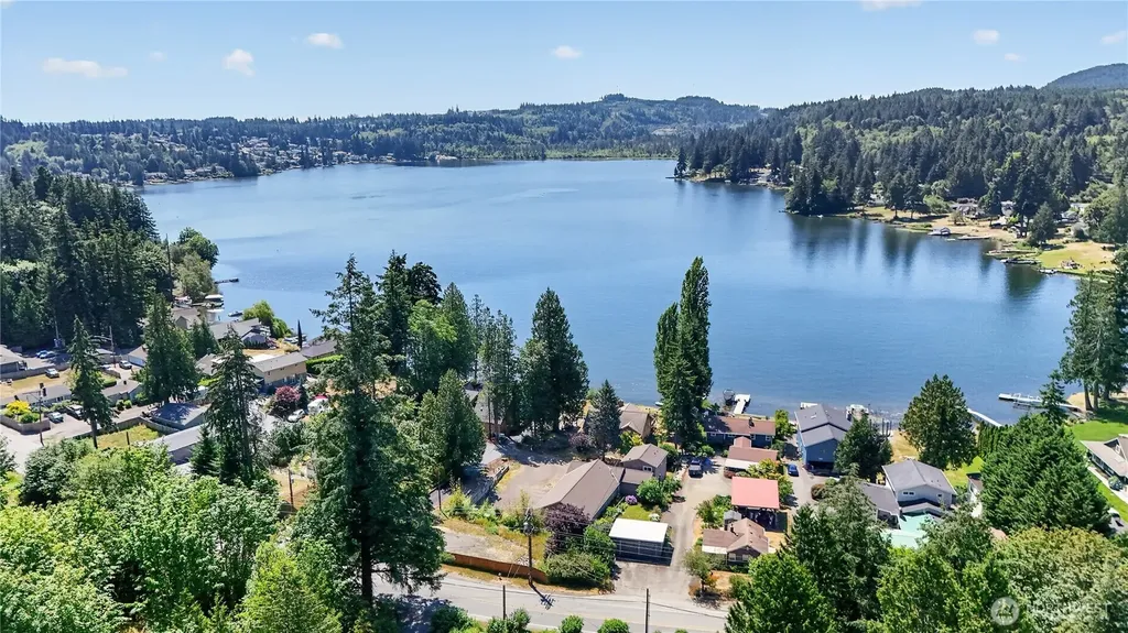 1450 Northlake Way NW Bremerton WA 98312