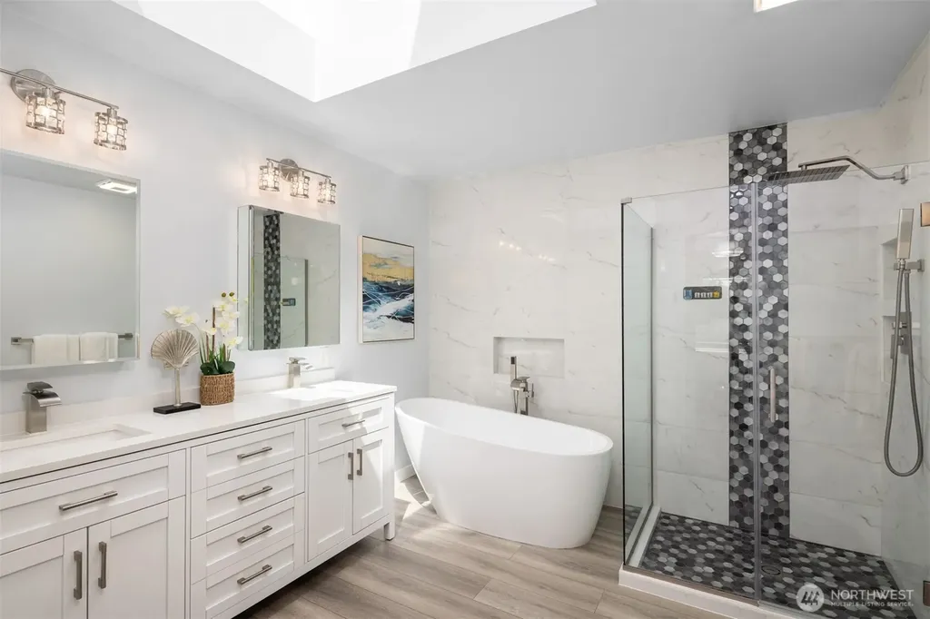 24218 SE 40th Street Sammamish WA 98029