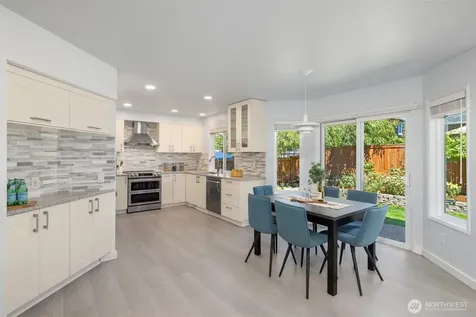 24218 SE 40th Street Sammamish WA 98029