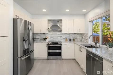 24218 SE 40th Street Sammamish WA 98029