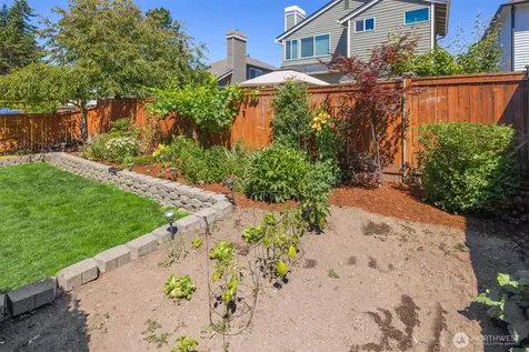 24218 SE 40th Street Sammamish WA 98029