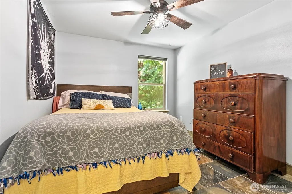 11 Whistling Swan Place Bellingham WA 98229