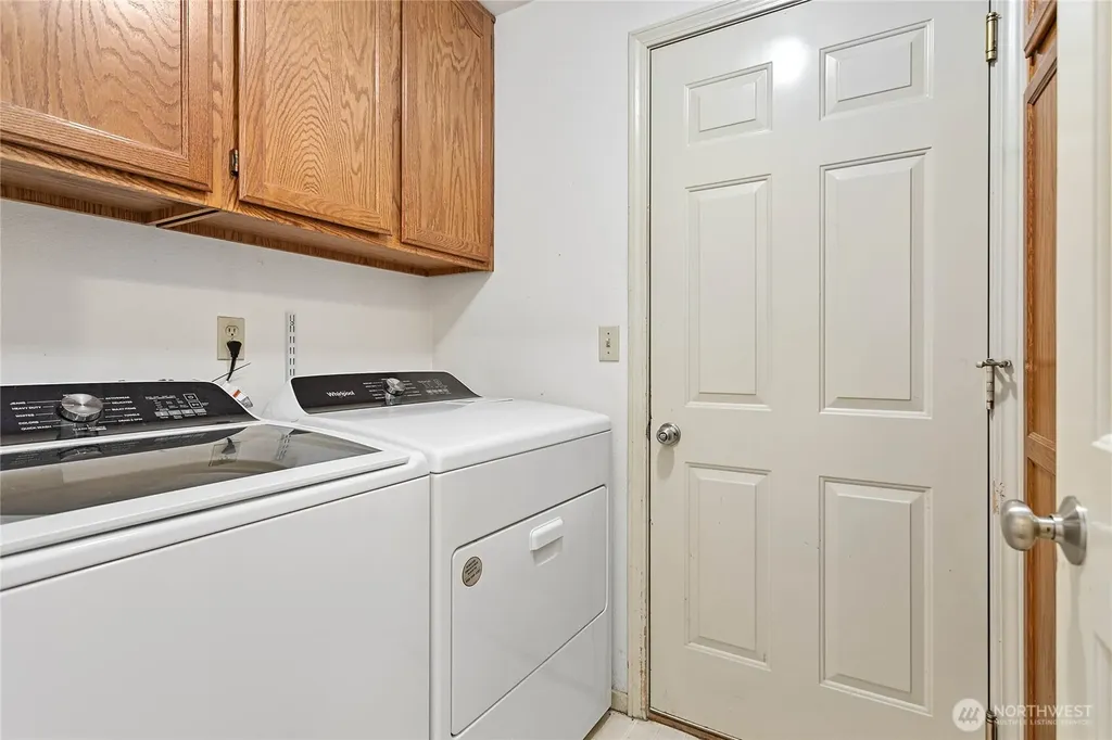 11 Whistling Swan Place Bellingham WA 98229