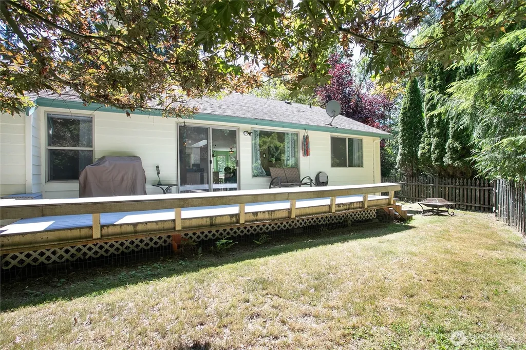 11 Whistling Swan Place Bellingham WA 98229