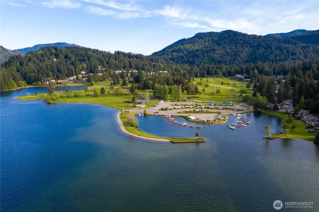 11 Whistling Swan Place Bellingham WA 98229