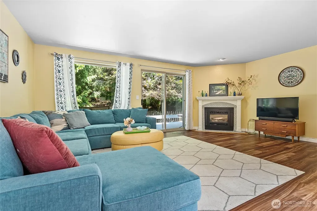11 Whistling Swan Place Bellingham WA 98229