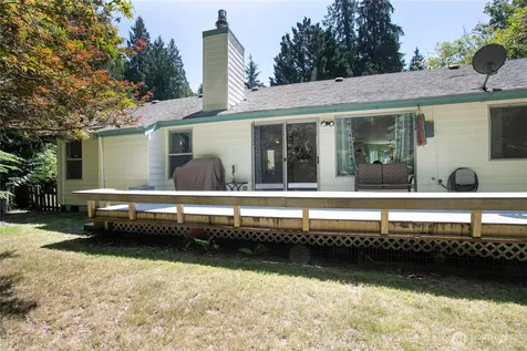 11 Whistling Swan Place Bellingham WA 98229