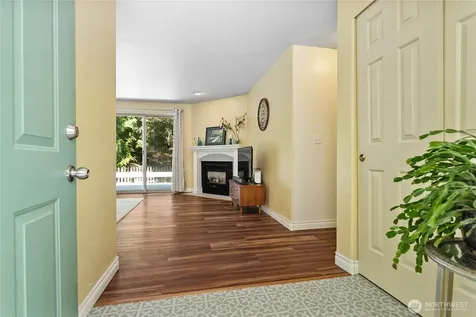 11 Whistling Swan Place Bellingham WA 98229