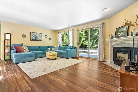11 Whistling Swan Place Bellingham WA 98229