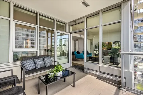 588 Bell Street Seattle WA 98121