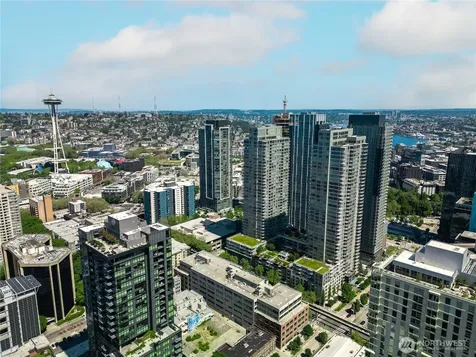 588 Bell Street Seattle WA 98121