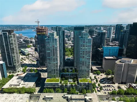 588 Bell Street Seattle WA 98121