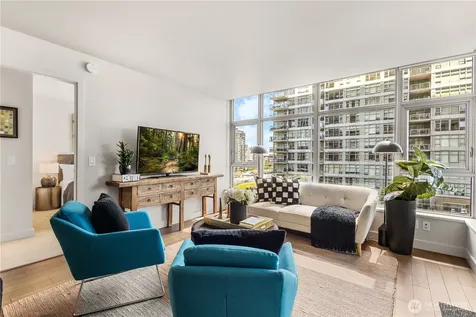 588 Bell Street Seattle WA 98121