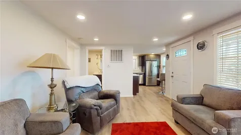 521 E Magnolia Avenue Burlington WA 98233