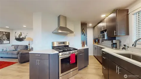 521 E Magnolia Avenue Burlington WA 98233