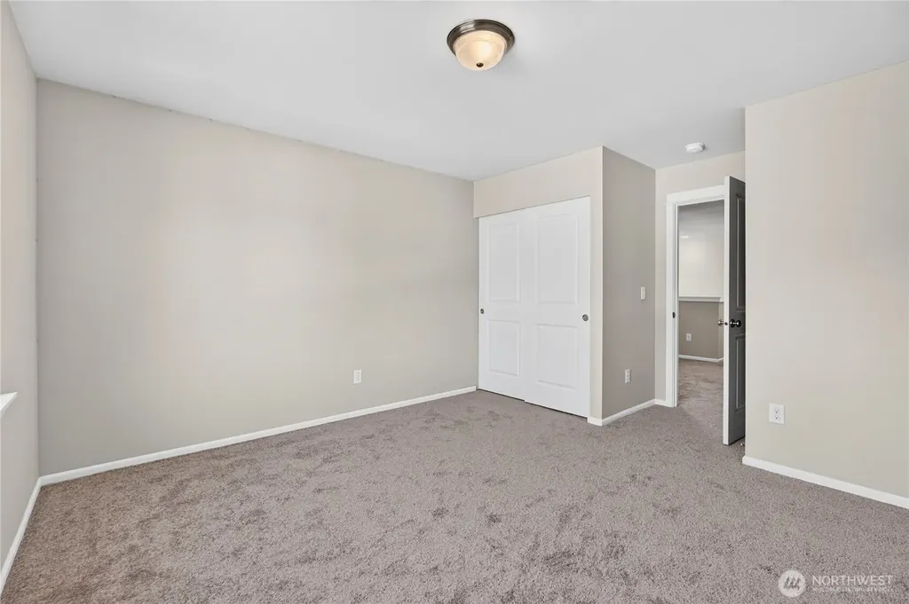 7262 85th Drive NE Marysville WA 98270