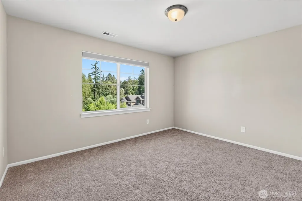 7262 85th Drive NE Marysville WA 98270