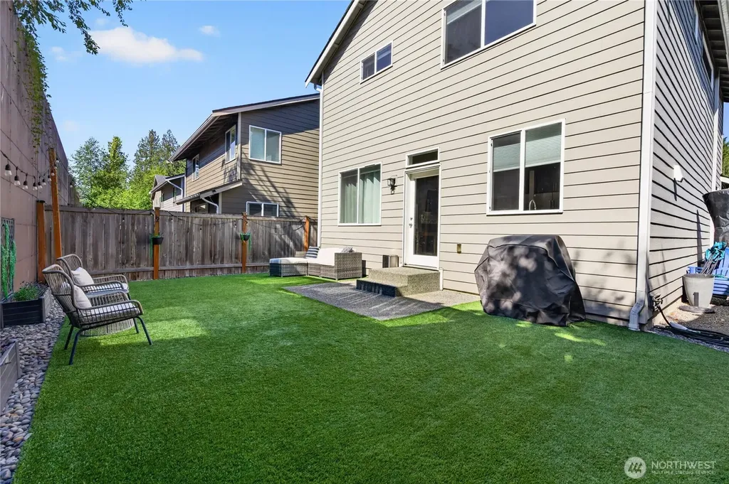 7262 85th Drive NE Marysville WA 98270