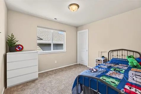 7262 85th Drive NE Marysville WA 98270