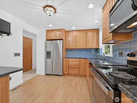 12714 SE 190th Place Renton WA 98058