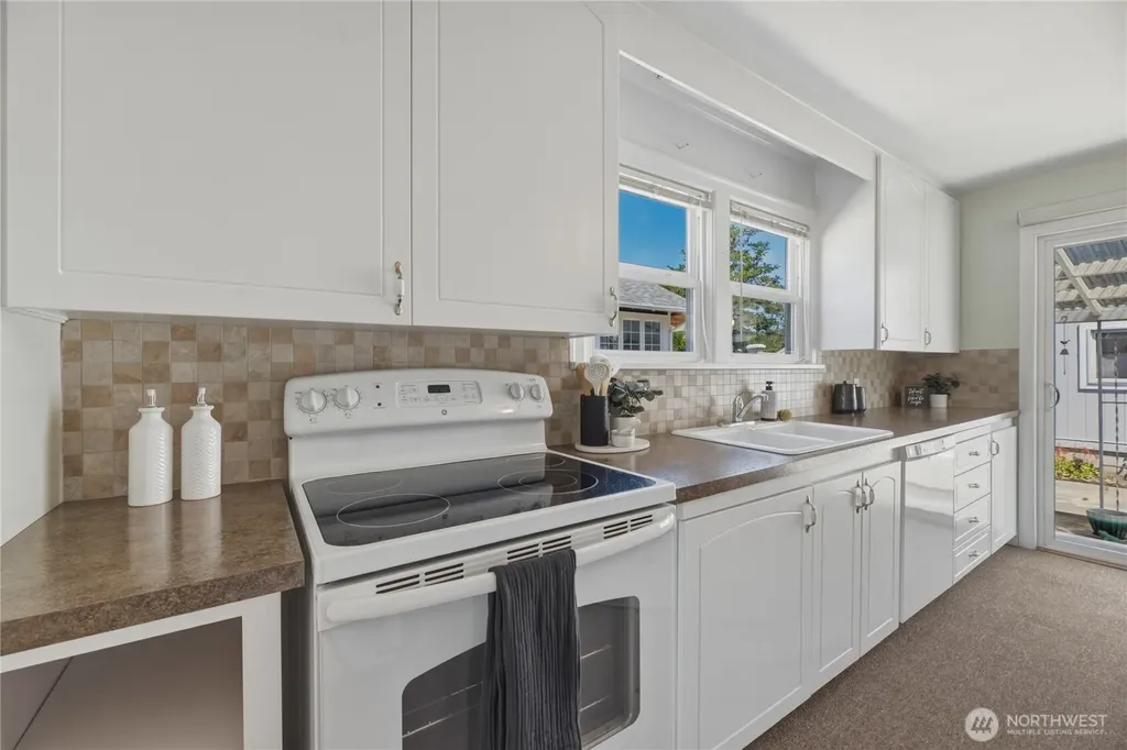 212 L Street SE Auburn WA 98002
